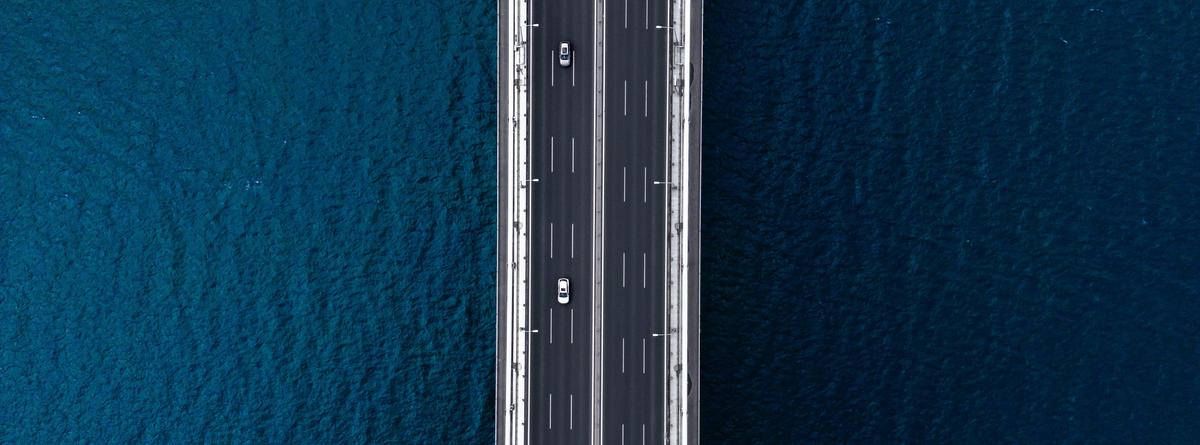 Autopista sobre el agua